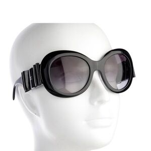 Authentic CHANEL Interlocking CC Logo Oversize Sunglasses Brand New